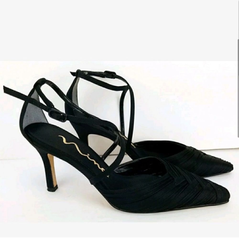 Nina sienna sling back black satin heels size 9